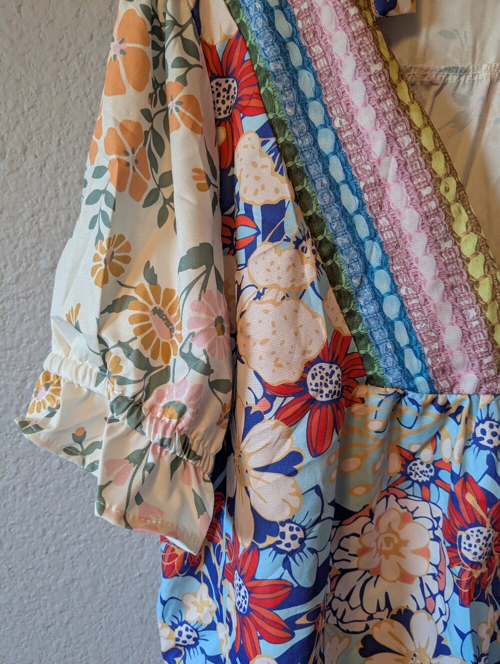 New Boho Floral V-Neck Peasant Top - Multicolor - Picture 4 of 5